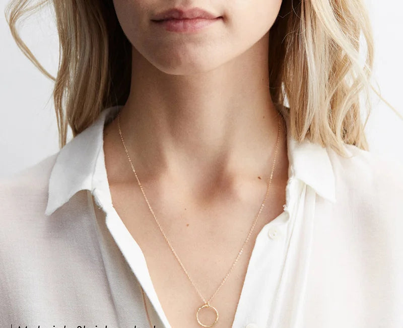 Minimalist Choker Necklace