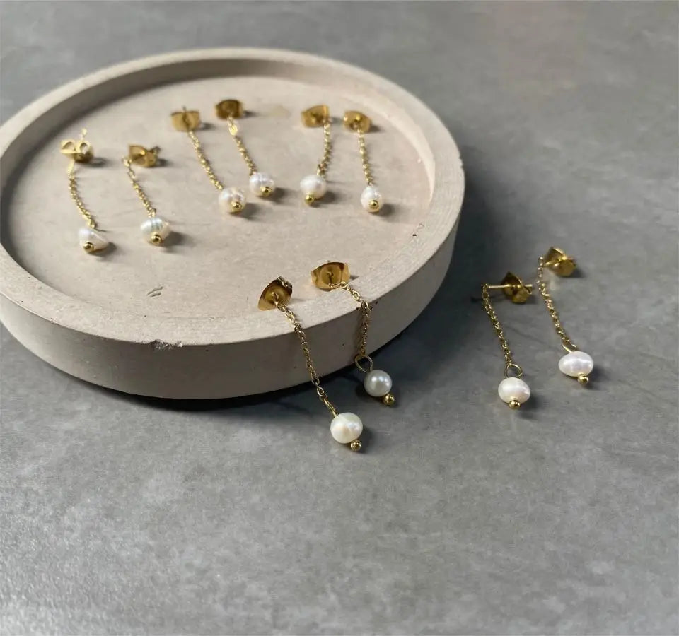 New Freshwater Pearl Dangle Earring