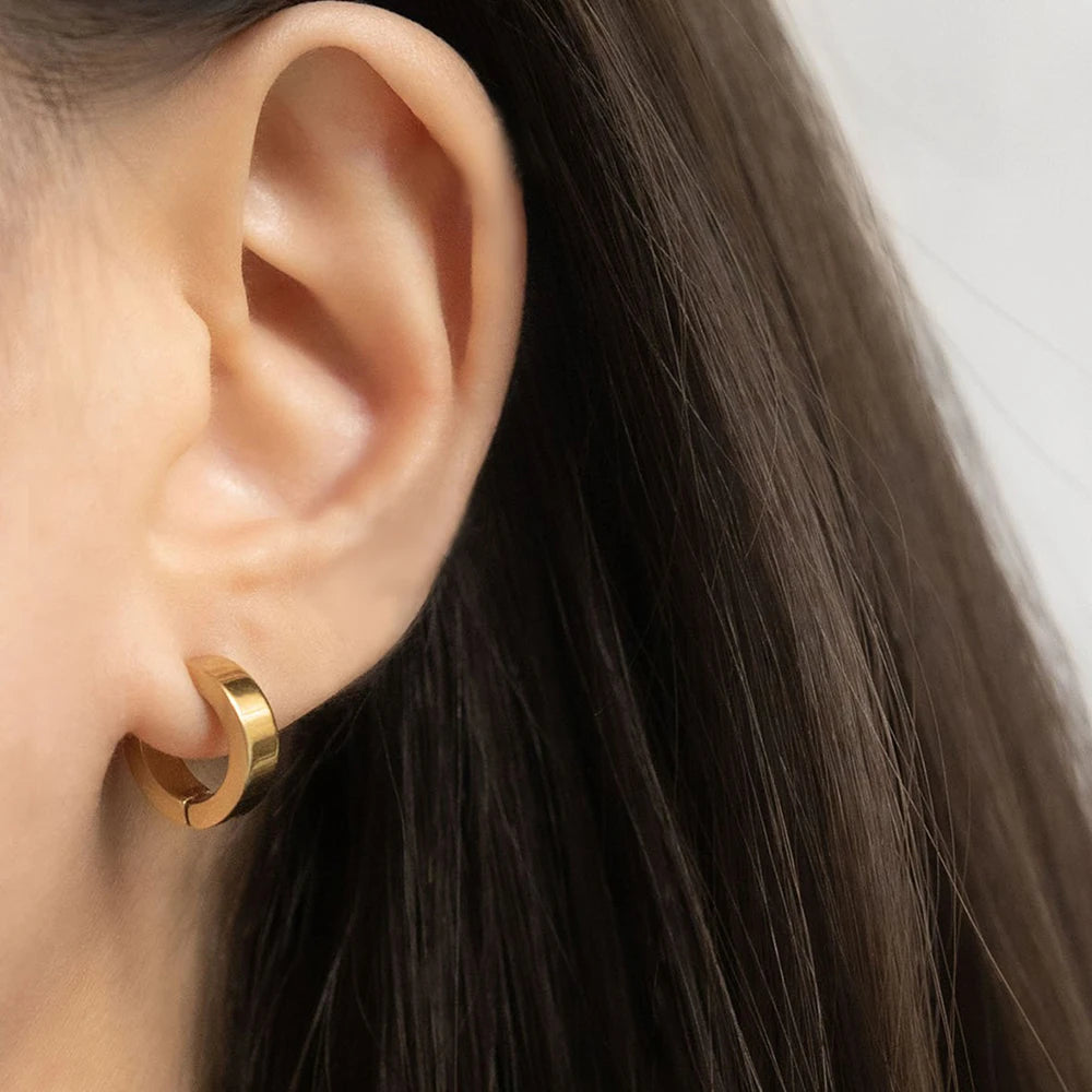 Classic Ear Buckle