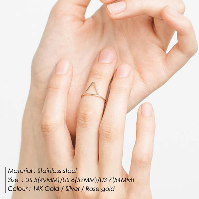 BELLUCCIE Trendy Stainless Steel Rings for Women Vintage Geometric Pinky Ring Dainty Stackable Round Midi Rings Jewellery