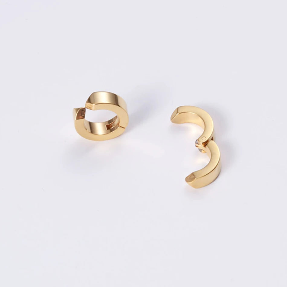 Classic Ear Buckle