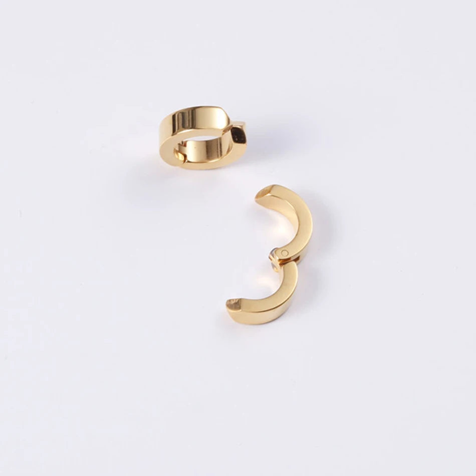 Classic Ear Buckle