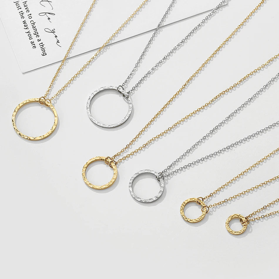 Minimalist Choker Necklace