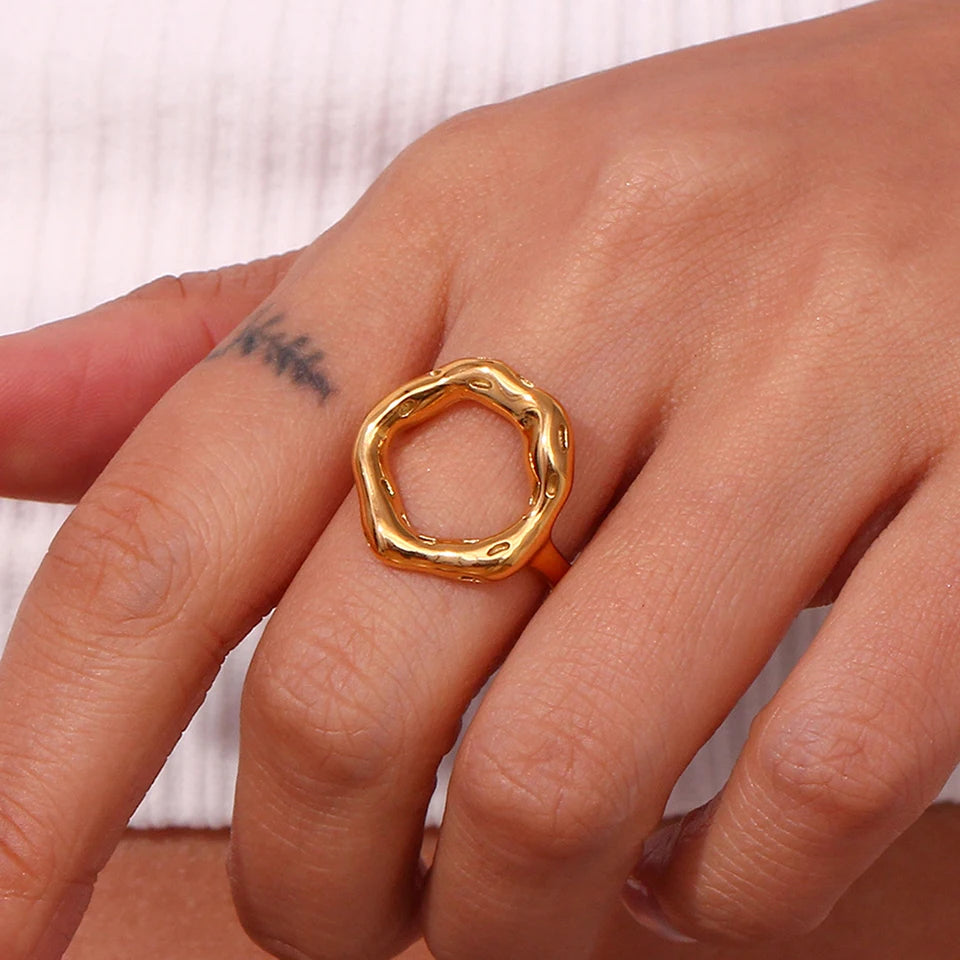 Openwork Heart Ring