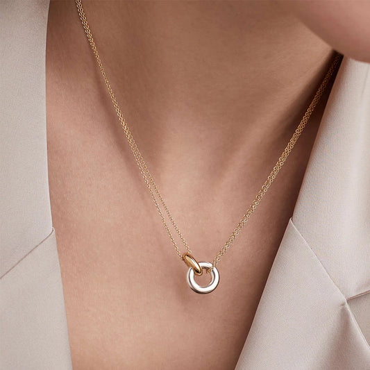 Two-tone Pendant Women's Short Necklace