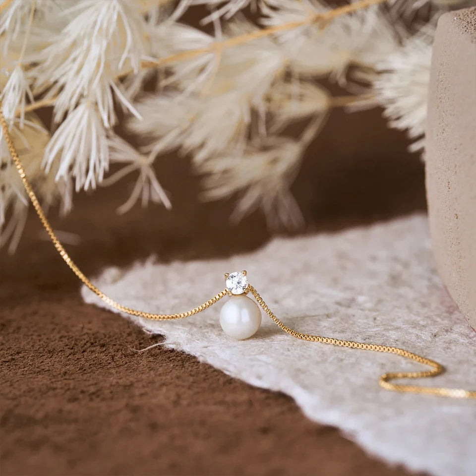 Plated Imitation Pearl Pendant Ladies Zirconia Necklace