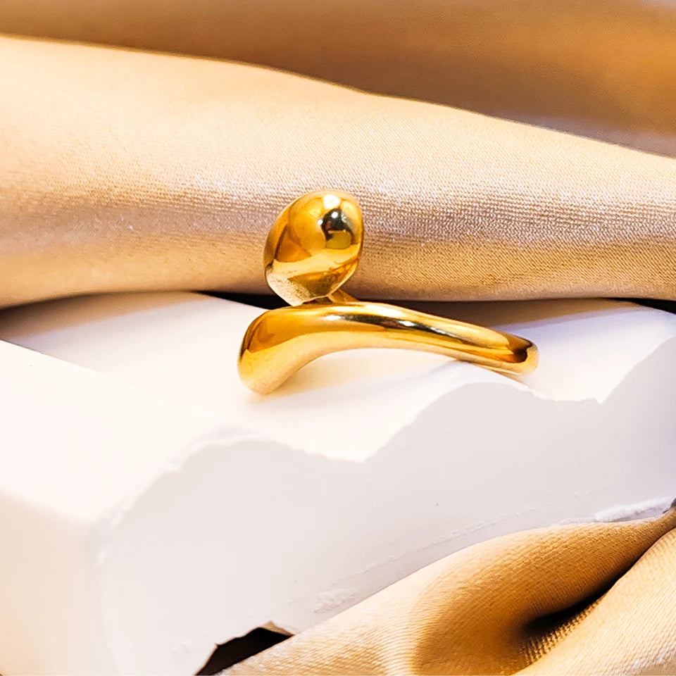 Double Opening Ring