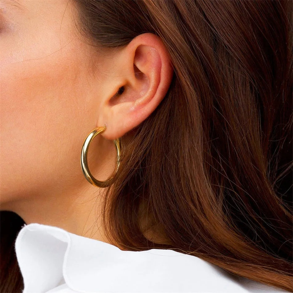 Classic Ear Buckle for Women