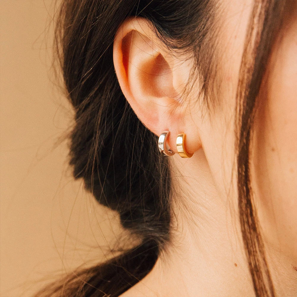 Classic Ear Buckle