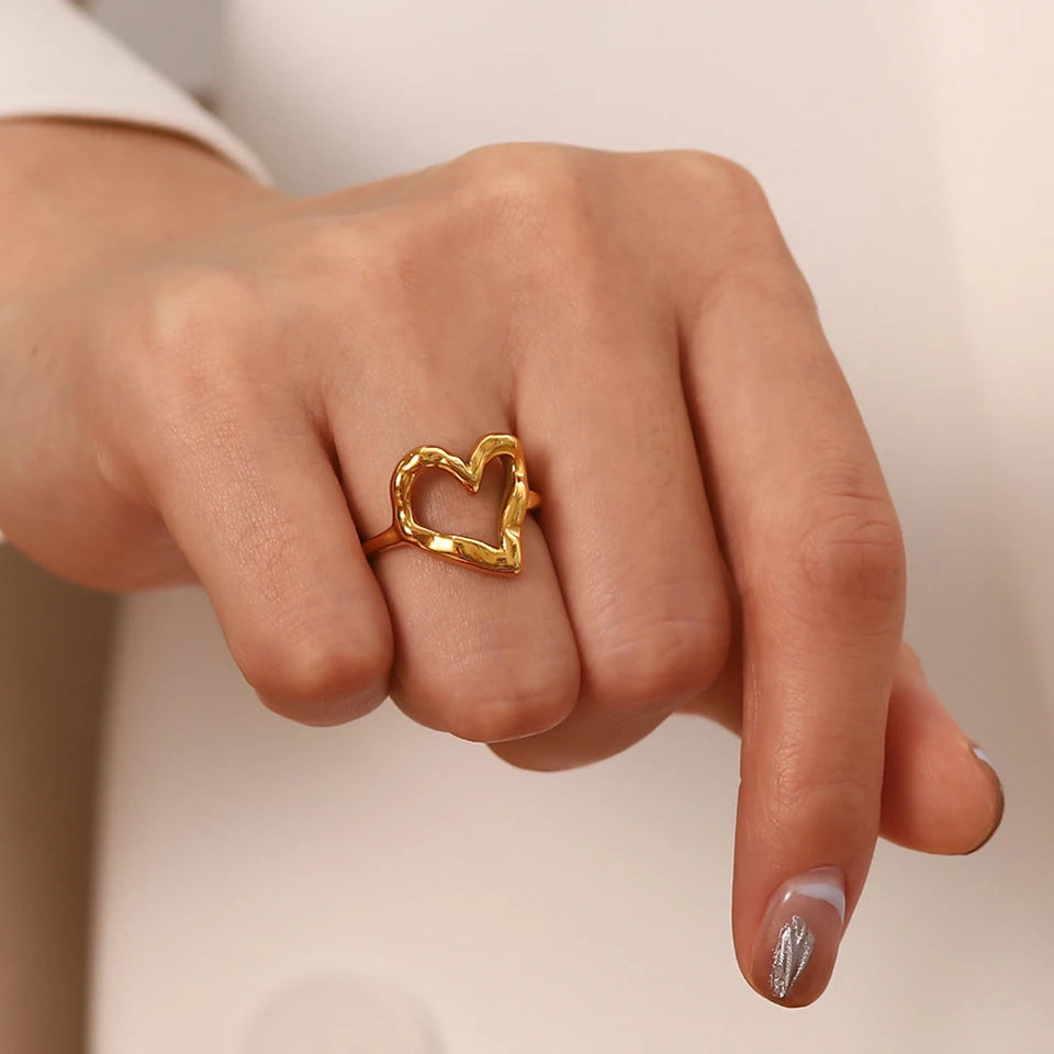 Openwork Heart Ring