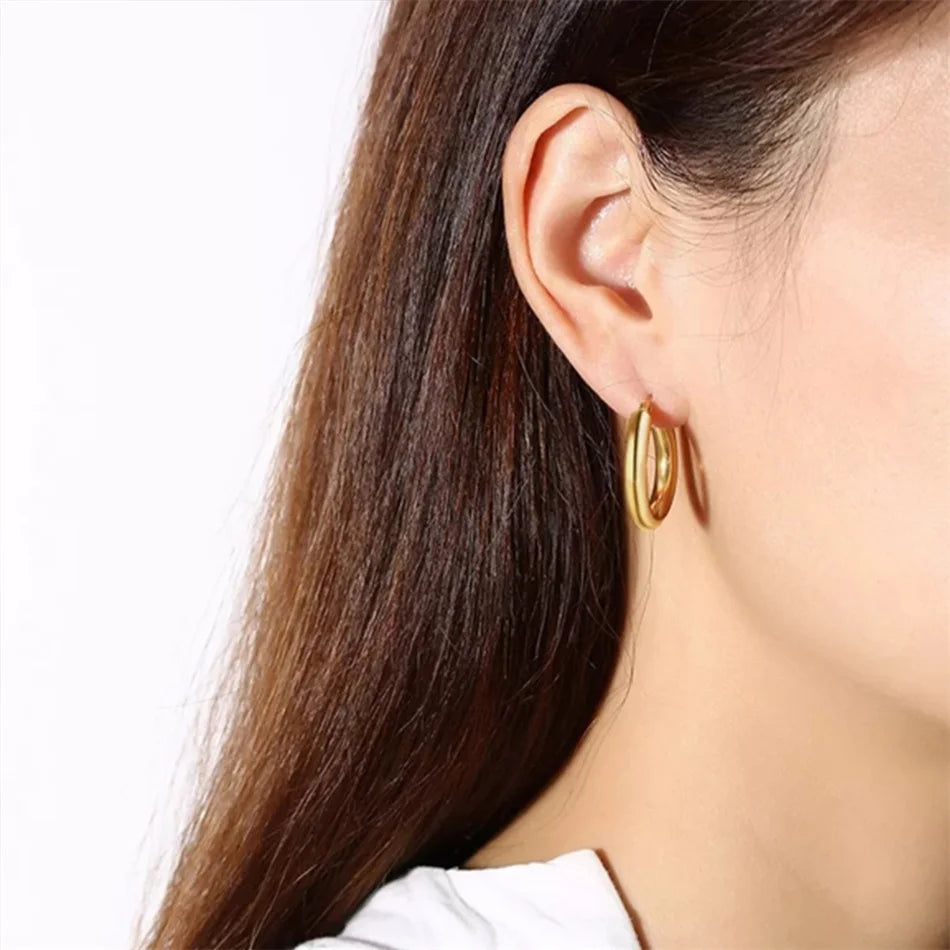 Classic Ear Buckle for Women