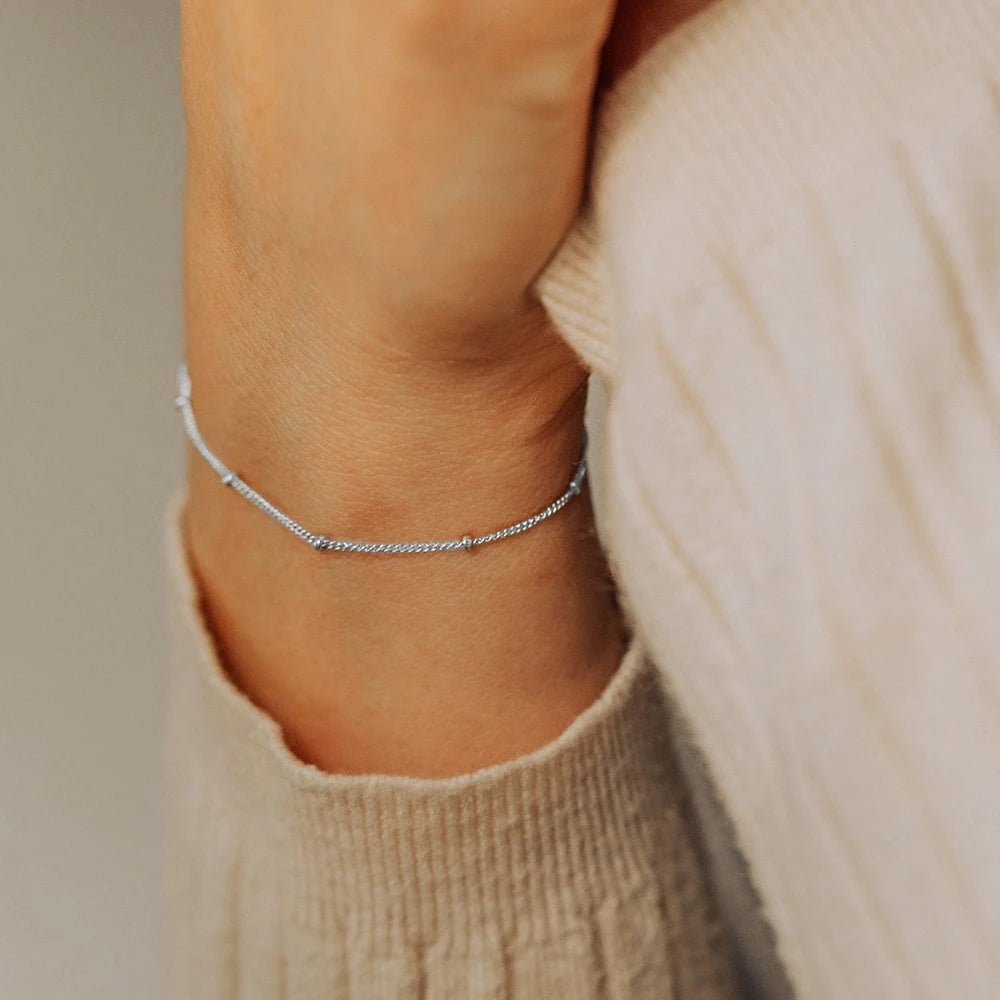 Silvery Simple Female Dainty Chain Bracelet