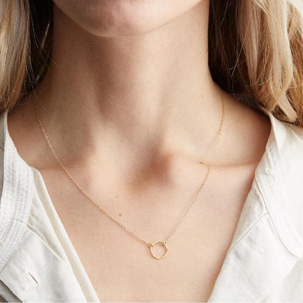 Minimalist Choker Necklace
