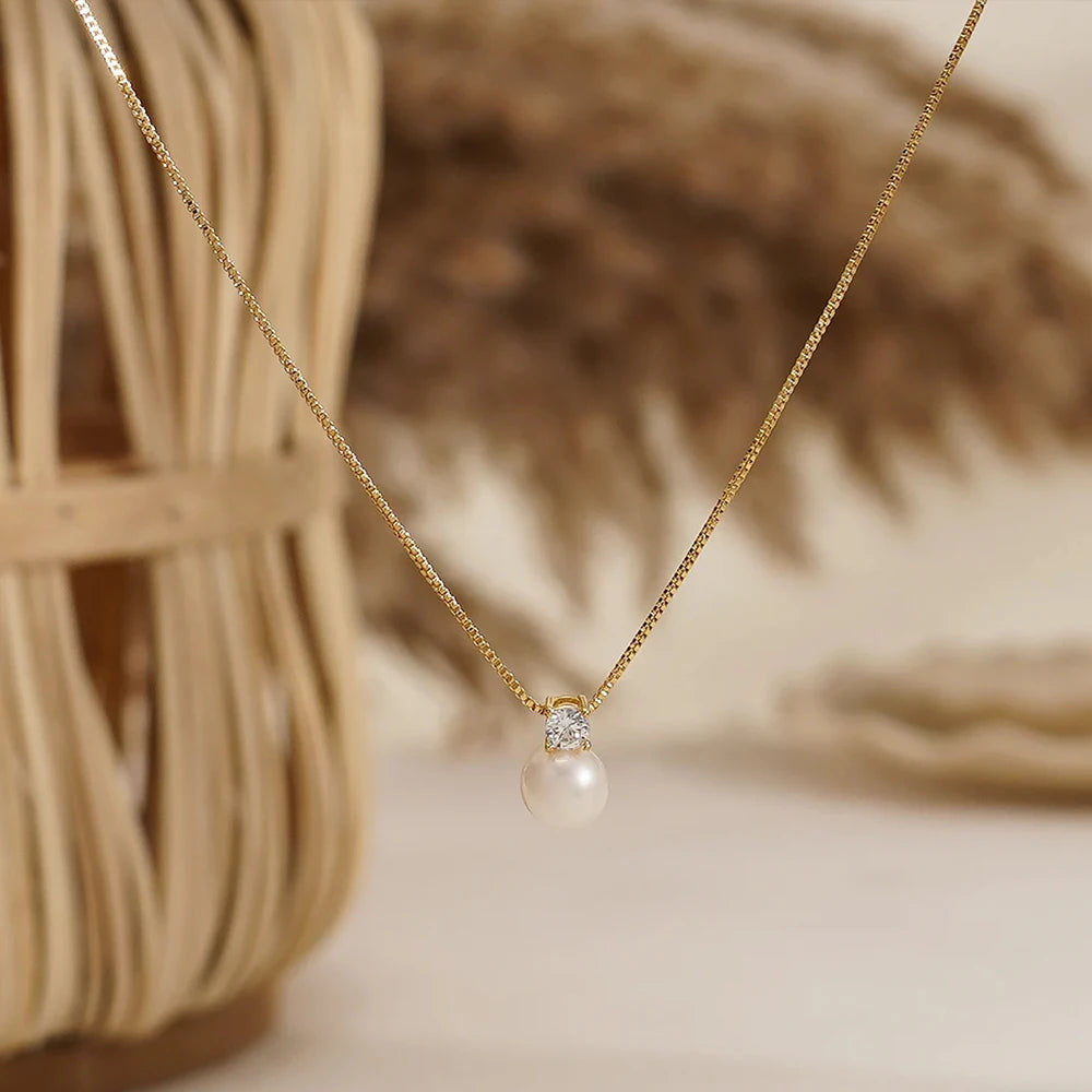 Plated Imitation Pearl Pendant Ladies Zirconia Necklace