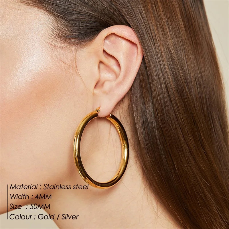 Classic Ear Buckle for Women