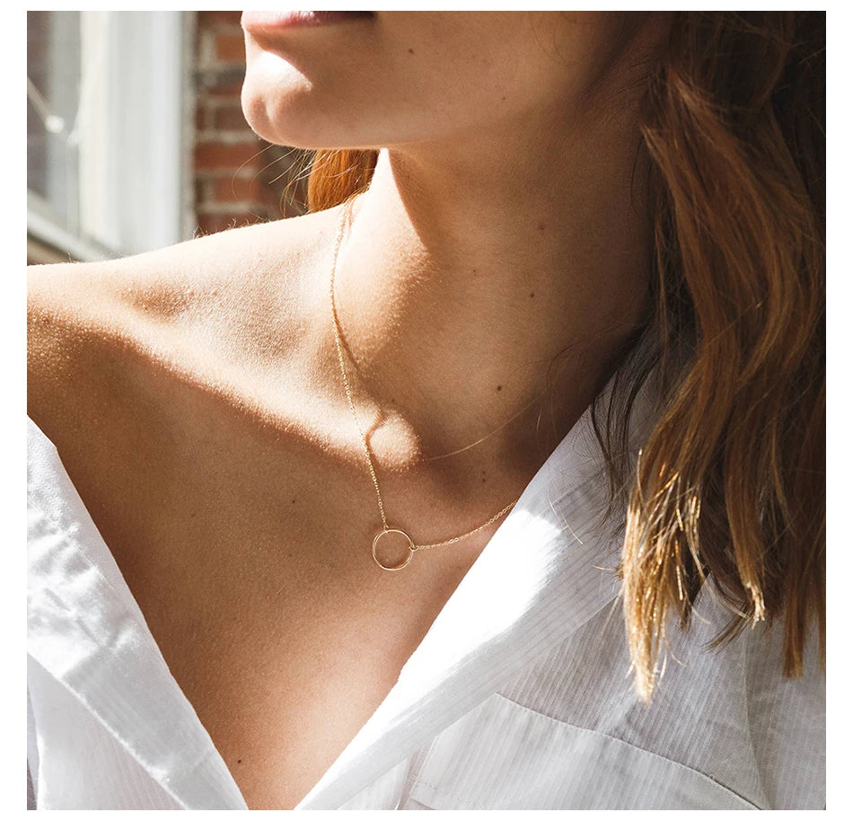 Minimalist Choker Necklace